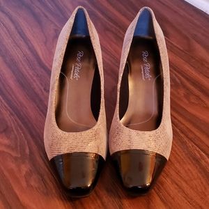 Comfortable ladies shoes